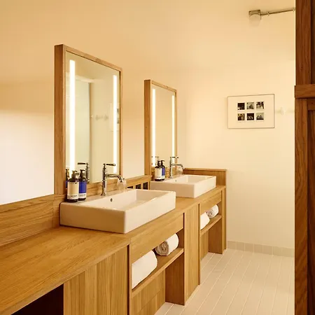 Grand Mess Hotel 4*