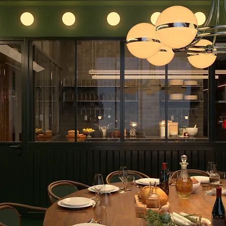 ホテル Grand Mess 4*