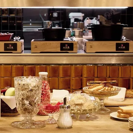 Grand Mess Hotel