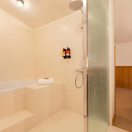 Hotel Grand Mess 4*